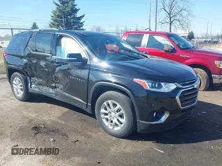 2021 Chevrolet Traverse LT Cloth with VIN 1GNERGKW5MJ197065, listed as a IAAI auction lot 41861029 with 57,992 mi miles. Bid and sale history available at carsss.com. Image 1.