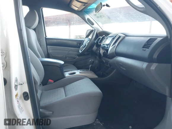 2015 Toyota Tacoma with VIN 3TMMU4FN0FM084956, listed as a IAAI auction lot 42184249 with 116,576 mi miles and . Bid and sale history available at DreamBid. Image 5.