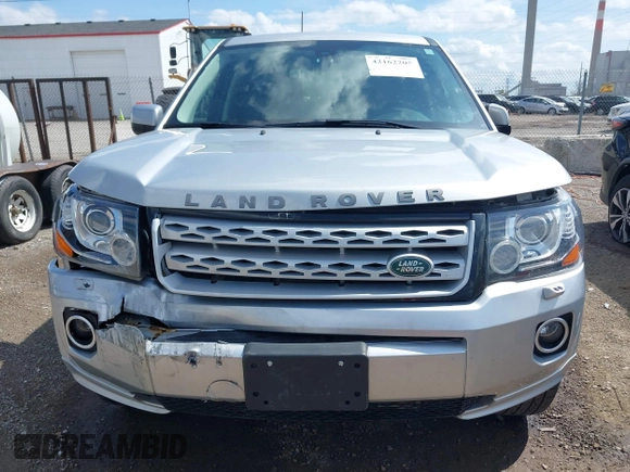 2013 Land Rover LR2 HSE Lux z VIN SALFT2BG6DH364284, wystawiony jako IAAI lot #42162205 z przebiegiem 75 983 mil mil oraz . Historia ofert i sprzedaży dostępna na DreamBid. Obrazek 12.