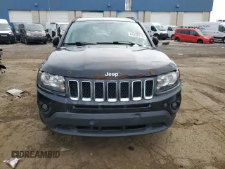 2016 Jeep Compass Sport SE z VIN 1C4NJDBB2GD713204, wystawiony jako Copart lot #64939775 z przebiegiem 118 517 mil mil oraz Czysty tytuł • Clean title. Historia ofert i sprzedaży dostępna na DreamBid. Obrazek 5.