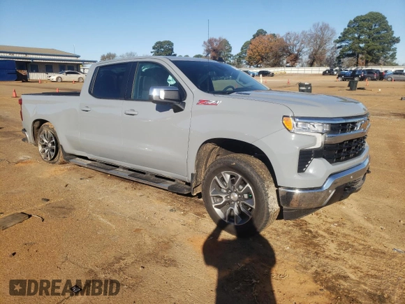 2024 Chevrolet Silverado 1500 LT with VIN 3GCUDDE80RG255929, listed as a Copart auction lot 47898885 with 1,584 mi miles and Salvage Title. Bid and sale history available at carsss.com. Image 4.