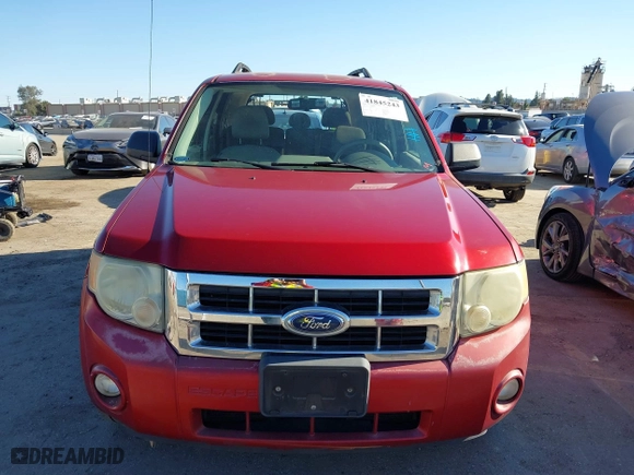 2008 Ford Escape XLT with VIN 1FMCU03138KB98896, listed as a IAAI auction lot 41845243 with 217,738 mi miles. Bid and sale history available at carsss.com. Image 12.