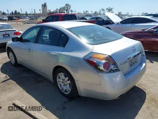 2012 Nissan Altima S with VIN 1N4AL2APXCC182012, listed as a IAAI auction lot 42158573 with 177,721 mi miles and . Bid and sale history available at carsss.com. Image 3.