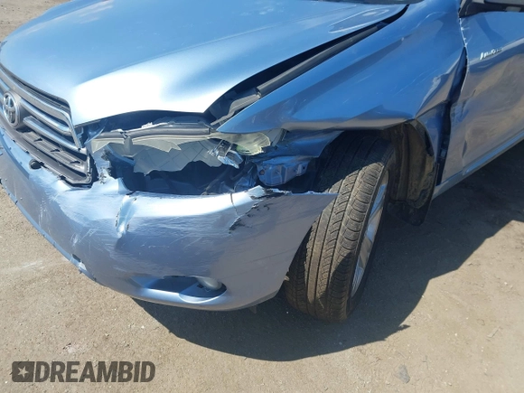 2009 Toyota Highlander Limited with VIN JTEES42AX92147677, listed as a IAAI auction lot 42231728 with 226,887 mi miles and . Bid and sale history available at DreamBid. Image 6.