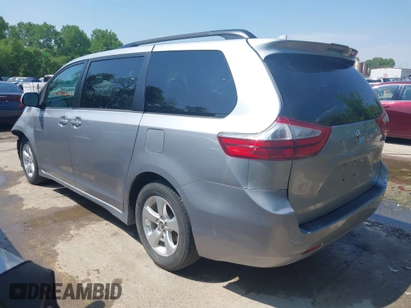 2018 Toyota Sienna LE Auto Access Seat with VIN 5TDKZ3DC9JS904884, listed as a IAAI auction lot 42132992 with 157,974 mi miles and . Bid and sale history available at DreamBid. Image 3.