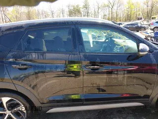 2017 Hyundai Tucson Sport with VIN KM8J3CA29HU400376, listed as a IAAI auction lot 42051949 with 82,717 mi miles and . Bid and sale history available at DreamBid. Image 13.