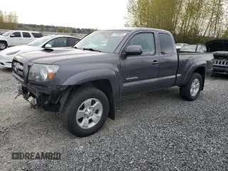 2010 Toyota Tacoma z VIN 5TEUU4EN7AZ686671, wystawiony jako Copart lot #51928045 z przebiegiem 136 491 mil mil oraz Szkoda całkowita • Salvage title. Historia ofert i sprzedaży dostępna na DreamBid. Obrazek 1.