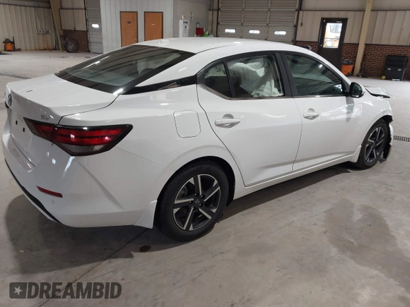 2024 Nissan Sentra SV with VIN 3N1AB8CV2RY226955, listed as a IAAI auction lot 42315544 with 14,572 mi miles and . Bid and sale history available at DreamBid. Image 4.