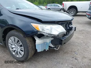 2012 Toyota Camry L z VIN 4T1BF1FK0CU203419, wystawiony jako IAAI lot #42267352 z przebiegiem 73 969 mil mil oraz . Historia ofert i sprzedaży dostępna na DreamBid. Obrazek 22.