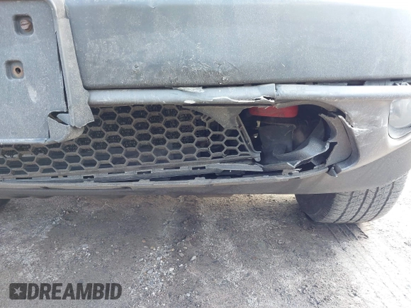 2014 Jeep Cherokee Trailhawk with VIN 1C4PJMBS3EW127749, listed as a IAAI auction lot 41836617 with 207,002 mi miles and . Bid and sale history available at DreamBid. Image 17.