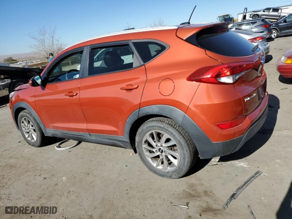 2016 Hyundai Tucson SE with VIN KM8J3CA45GU102861, listed as a Copart auction lot 82211644 with 90,262 mi miles and Salvage Title. Bid and sale history available at carsss.com. Image 2.