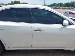 2013 Nissan Maxima S z VIN 1N4AA5AP7DC846176, wystawiony jako IAAI lot #42217332 z przebiegiem 213 503 mil mil oraz . Historia ofert i sprzedaży dostępna na DreamBid. Obrazek 13.
