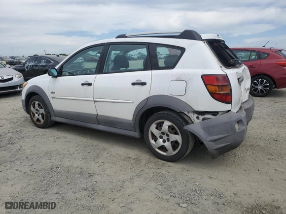 2006 Pontiac Vibe with VIN 5Y2SL658X6Z435677, listed as a Copart auction lot 52831105 with 211,095 mi miles and Salvage Title. Bid and sale history available at carsss.com. Image 2.