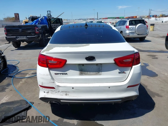2015 Kia Optima SX Turbo with VIN 5XXGR4A63FG470724, listed as a IAAI auction lot 42006500 with 188,422 mi miles. Bid and sale history available at carsss.com. Image 16.