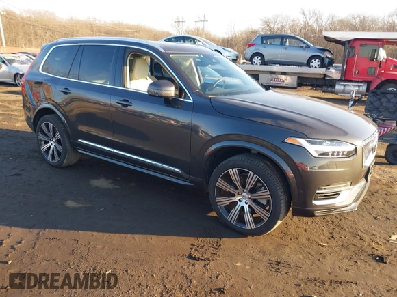 2023 Volvo XC90 Plus Bright Theme with VIN YV4H60CN1P1967680, listed as a IAAI auction lot 41297577 with Not provided miles and . Bid and sale history available at DreamBid. Image 1.
