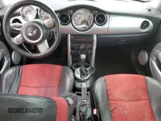 2005 MINI Hardtop with VIN WMWRC33595TJ72148, listed as a Copart auction lot 54310325 with 189,243 mi miles and Salvage title. Bid and sale history available at DreamBid. Image 8.