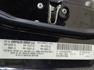 2014 Chrysler 300 with VIN 2C3CCAGG9EH273653, listed as a IAAI auction lot 41280645 with 82,125 mi miles. Bid and sale history available at carsss.com. Image 9.