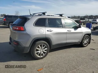 2018 Jeep Cherokee Limited with VIN 1C4PJLDXXJD558601, listed as a Copart auction lot 45552205 with 151,664 mi miles and Salvage title. Bid and sale history available at DreamBid. Image 3.