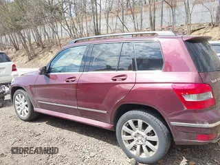 2010 Mercedes-Benz GLK with VIN WDCGG8HB0AF393375, listed as a IAAI auction lot 42044840 with 88,668 mi miles. Bid and sale history available at carsss.com. Image 15.