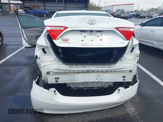 2017 Toyota Camry XLE with VIN 4T1BF1FK2HU633363, listed as a IAAI auction lot 42007735 with 95,199 mi miles. Bid and sale history available at carsss.com. Image 6.