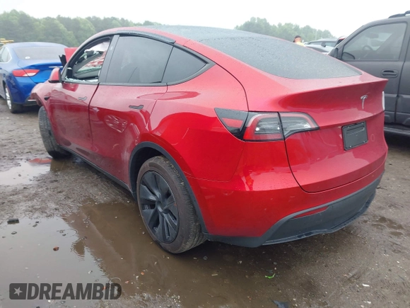 2024 Tesla Model Y z VIN 7SAYGDED9RA304010, wystawiony jako IAAI lot #42366995 z przebiegiem Nie podano mil oraz . Historia ofert i sprzedaży dostępna na DreamBid. Obrazek 3.