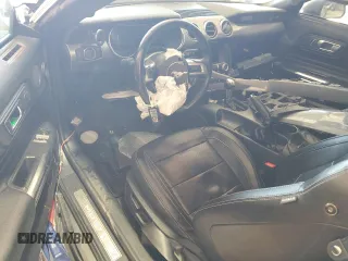 2021 Ford Mustang GT z VIN 1FA6P8CF3M5148372, wystawiony jako Copart lot #50821305 z przebiegiem 56 312 mil mil oraz Szkody całkowita. Historia ofert i sprzedaży dostępna na DreamBid. Obrazek 8.