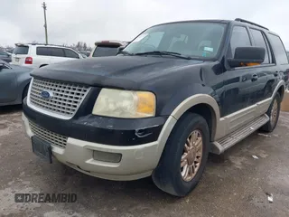 2006 Ford Expedition Eddie Bauer with VIN 1FMPU17576LA05399, listed as a IAAI auction lot 41432779 with 223,738 mi miles. Bid and sale history available at carsss.com. Image 2.