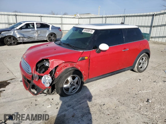 2007 MINI Hardtop z VIN WMWMF33547TT54263, wystawiony jako Copart lot #53400615 z przebiegiem 66 067 mil mil oraz Szkoda całkowita • Salvage title. Historia ofert i sprzedaży dostępna na DreamBid. Obrazek 1.