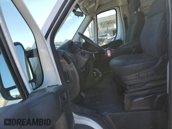 2014 Ram ProMaster Cargo with VIN 3C6TRVBG8EE104641, listed as a Copart auction lot 42608275 with 130,211 mi miles and Clean Title. Bid and sale history available at DreamBid. Image 7.