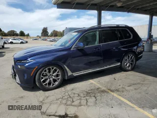 2023 BMW X7 xDrive40i z VIN 5UX23EM08P9N44631, wystawiony jako Copart lot #52541955 z przebiegiem 43 987 mil mil oraz Szkoda całkowita • Salvage title. Historia ofert i sprzedaży dostępna na DreamBid. Obrazek 1.