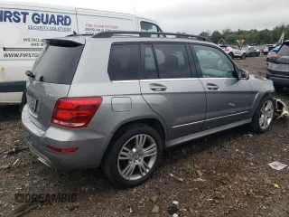 2015 Mercedes-Benz GLK 350 with VIN WDCGG8JB0FG366625, listed as a Copart auction lot 66211234 with 52,617 mi miles and Salvage Title. Bid and sale history available at DreamBid. Image 3.