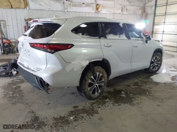 2023 Toyota Highlander L with VIN 5TDKDRBH1PS046092, listed as a IAAI auction lot 41276347 with 19,678 mi miles. Bid and sale history available at carsss.com. Image 4.