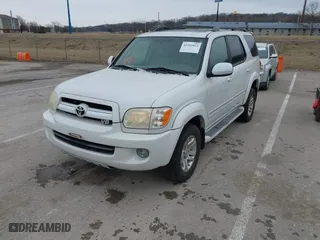 2006 Toyota Sequoia Limited with VIN 5TDBT48A06S275930, listed as a IAAI auction lot 41565423 with 192,993 mi miles. Bid and sale history available at carsss.com. Image 2.