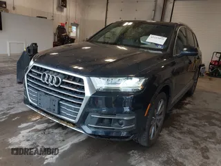 2017 Audi Q7 Premium Plus z VIN WA1LAAF75HD047074, wystawiony jako IAAI lot #42223975 z przebiegiem 126 501 mil mil oraz . Historia ofert i sprzedaży dostępna na DreamBid. Obrazek 2.