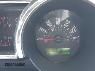 2009 Ford Mustang with VIN 1ZVHT80N895141562, listed as a IAAI auction lot 39262306 with 170,532 mi miles and . Bid and sale history available at DreamBid. Image 7.