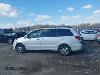 2004 Toyota Sienna XLE with VIN 5TDBA22C84S024705, listed as a IAAI auction lot 41672488 with 189,658 mi miles and . Bid and sale history available at DreamBid. Image 14.