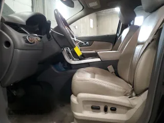 2013 Ford Edge Limited z VIN 2FMDK4KC0DBC38473, wystawiony jako Copart lot #57431855 z przebiegiem 122 622 mil mil oraz Szkoda całkowita • Salvage title. Historia ofert i sprzedaży dostępna na DreamBid. Obrazek 7.