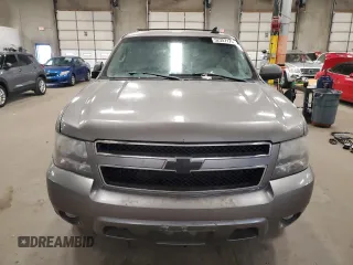 2008 Chevrolet Suburban LTZ with VIN 3GNFK16328G185646, listed as a Copart auction lot 52357175 with 294,862 mi miles and Clean Title. Bid and sale history available at carsss.com. Image 5.