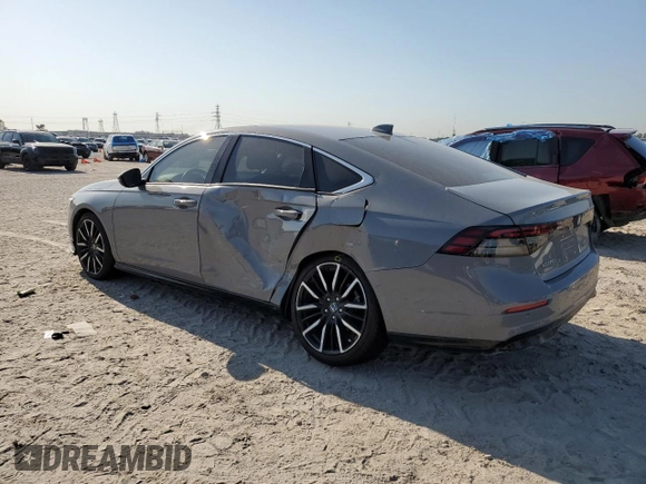 2024 Honda Accord Touring z VIN 1HGCY2F82RA043505, wystawiony jako Copart lot #52223925 z przebiegiem 16 767 mil mil oraz Szkoda całkowita • Salvage title. Historia ofert i sprzedaży dostępna na DreamBid. Obrazek 2.