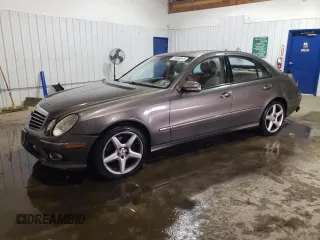 2009 Mercedes-Benz E-Class Luxury 3.5L with VIN WDBUF87X79B375157, listed as a Copart auction lot 46319035 with 69,944 mi miles and Salvage Title. Bid and sale history available at carsss.com. Image 1.
