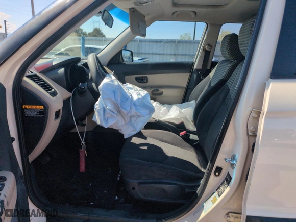 2010 Kia Soul + with VIN KNDJT2A29A7027200, listed as a Copart auction lot 53189315 with 0 mi miles and Salvage Title. Bid and sale history available at carsss.com. Image 7.