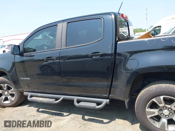 2017 Chevrolet Colorado 4WD Z71 with VIN 1GCGTDEN7H1265540, listed as a IAAI auction lot 42419600 with 140,998 mi miles and . Bid and sale history available at DreamBid. Image 14.