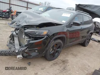 2019 Jeep Cherokee Latitude Plus with VIN 1C4PJMLX5KD432185, listed as a IAAI auction lot 40389491 with 75,703 mi miles and . Bid and sale history available at DreamBid. Image 18.