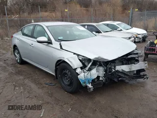 2020 Nissan Altima 2.5 S with VIN 1N4BL4BWXLC119725, listed as a IAAI auction lot 41708693 with 22,287 mi miles. Bid and sale history available at carsss.com. Image 1.