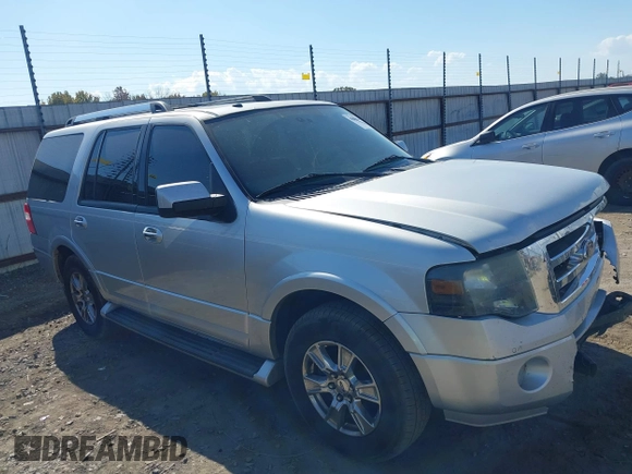 2013 Ford Expedition Limited z VIN 1FMJU1K55DEF45140, wystawiony jako IAAI lot #40653896 z przebiegiem 178 027 mil mil oraz . Historia ofert i sprzedaży dostępna na DreamBid. Obrazek 13.