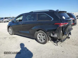 2021 Toyota Sienna XSE with VIN 5TDDSKFC4MS003141, listed as a Copart auction lot 86877074 with 95,297 mi miles and Salvage Title. Bid and sale history available at carsss.com. Image 2.