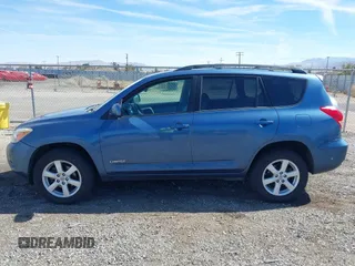 2008 Toyota RAV4 Ltd with VIN JTMBK31V785066137, listed as a IAAI auction lot 41721036 with 209,510 mi miles. Bid and sale history available at carsss.com. Image 14.