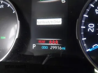 2019 Toyota RAV4 Hybrid LE z VIN JTMMWRFV9KD035204, wystawiony jako IAAI lot #42474855 z przebiegiem 29 916 mil mil oraz . Historia ofert i sprzedaży dostępna na DreamBid. Obrazek 7.
