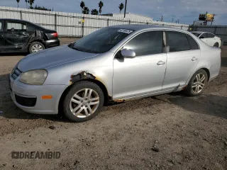 2006 Volkswagen Jetta 1.9L TDI z VIN 3VWDT71KX6M028862, wystawiony jako Copart lot #42158475 z przebiegiem 288 183 mil mil oraz Czysty tytuł • Clean title. Historia ofert i sprzedaży dostępna na DreamBid. Obrazek 1.