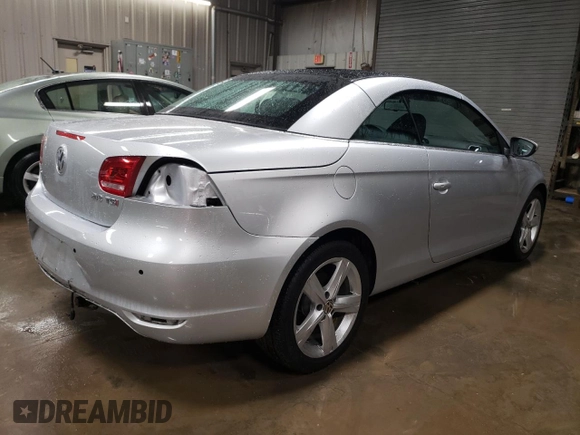 2012 Volkswagen Eos Lux with VIN WVWFW7AH8CV000549, listed as a Copart auction lot 81134064 with 47,432 mi miles and Salvage Title. Bid and sale history available at DreamBid. Image 3.